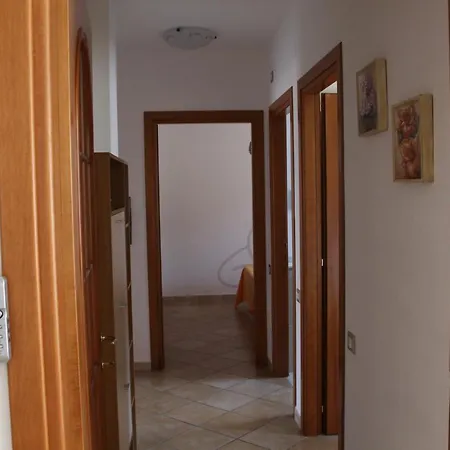 Casa Vacanze Il Mirto 公寓 贡内萨