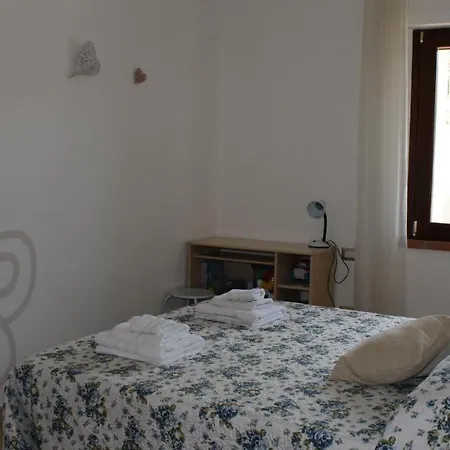 Casa Vacanze Il Mirto 公寓 贡内萨