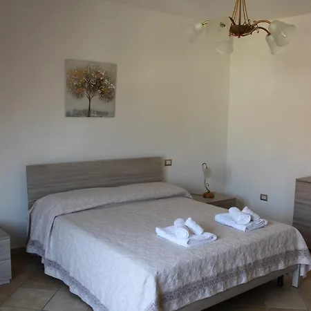 Casa Vacanze Il Mirto 公寓 贡内萨